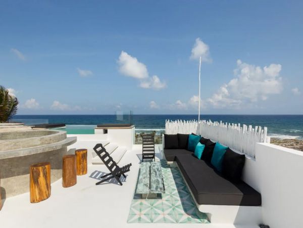 Tulum Luxury Vacation Estate on Beach with Infinity Pool