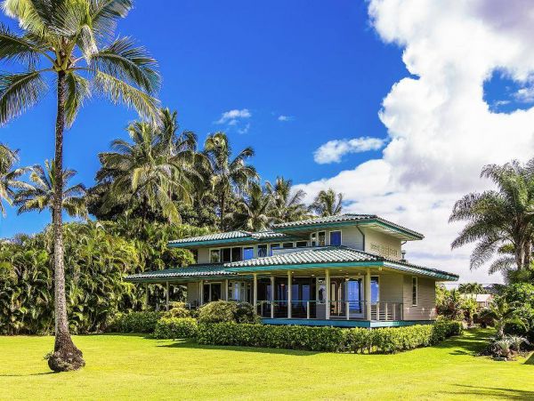 Hanalei Beachfront 5 Bedroom Vacation Rental