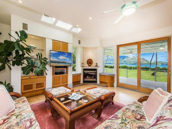 Hanalei Beachfront 5 Bedroom Vacation Rental