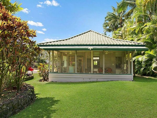 Hanalei Beachfront 5 Bedroom Vacation Rental