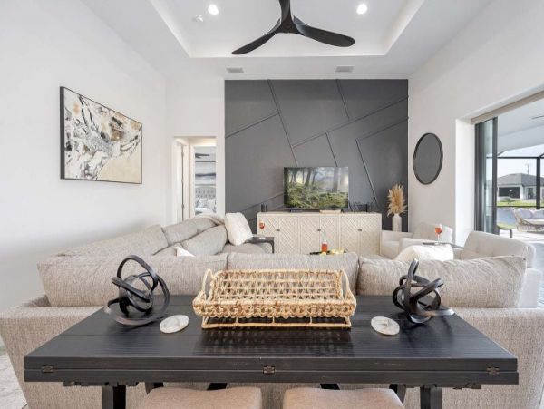 Gorgeous 4 Bedroom Vacation Rental with Private Pool