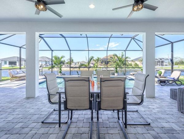 Gorgeous 4 Bedroom Vacation Rental with Private Pool
