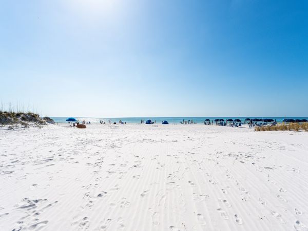Gulf Front Siesta Key Vacation Condo Three Bedroom
