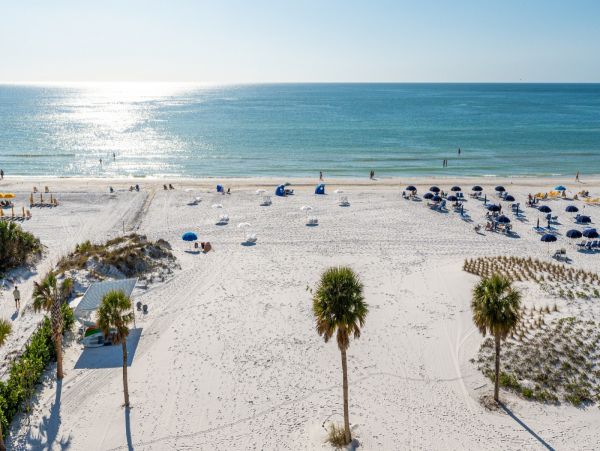 Gulf Front Siesta Key Vacation Condo Three Bedroom
