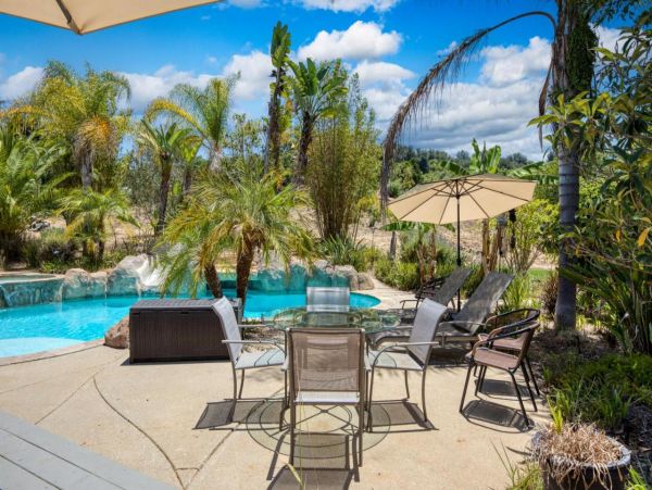 Stunning Vacation Estate in Temecula with Pool & Hot Tub