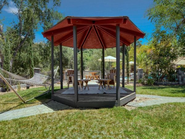 Stunning Vacation Estate in Temecula with Pool & Hot Tub