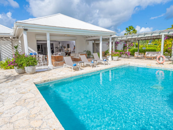 Fantastic 8 Bedroom Villa with Private Beach in Antigua