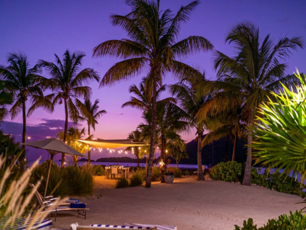 Fantastic 8 Bedroom Villa with Private Beach in Antigua