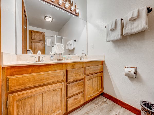 Lake Tahoe North Shore Home 1060108