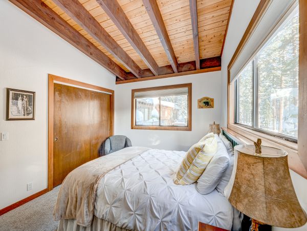 Lake Tahoe North Shore Home 1060108