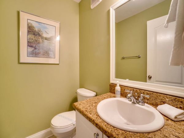 Luxury Gulf Front Two Bedrooms Condo