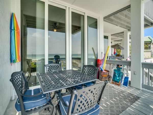 Luxury Gulf Front Two Bedrooms Condo