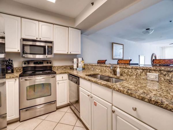 Luxury Gulf Front Two Bedrooms Condo