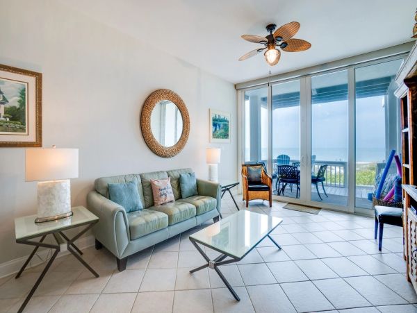 Luxury Gulf Front Two Bedrooms Condo