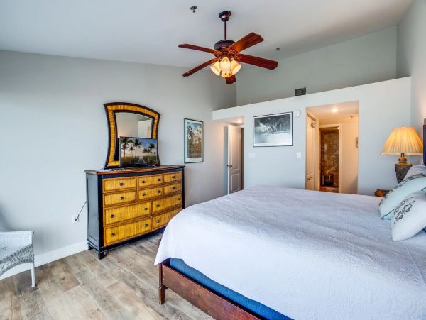 Luxury Gulf Front Two Bedrooms Condo
