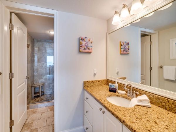 Luxury Gulf Front Two Bedrooms Condo