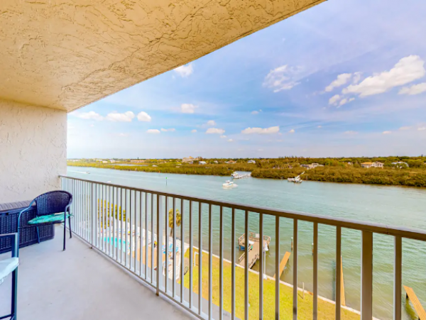 Indian Shores Condo with 2 Bedrooms with & Gulf views