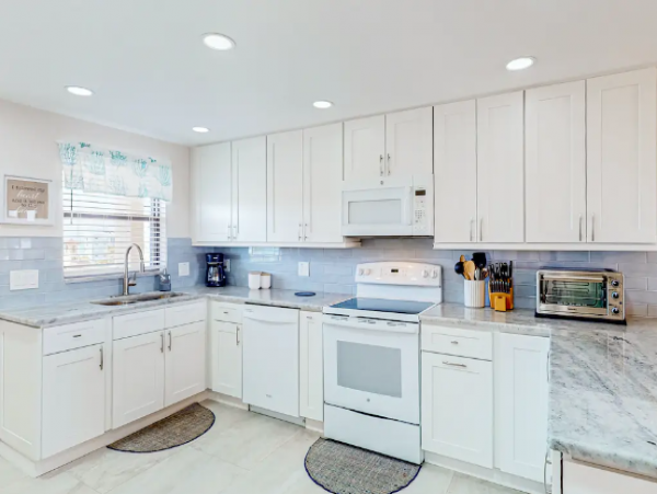 Indian Shores Condo with 2 Bedrooms with & Gulf views