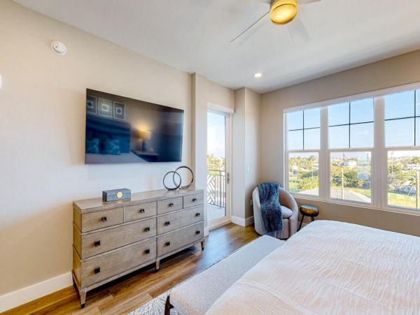 Modern Penthouse Condo in Madeira Beach