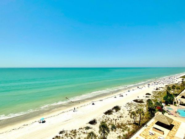 Modern Penthouse Condo in Madeira Beach