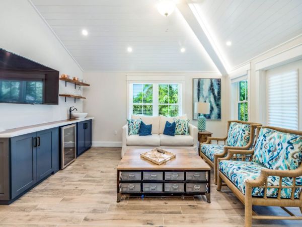 Stunning Vacation Rental with 7 Bedrooms in Lido Key