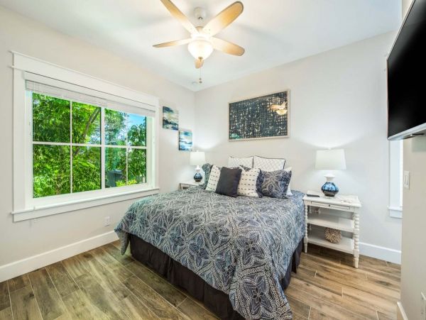 Stunning Vacation Rental with 7 Bedrooms in Lido Key