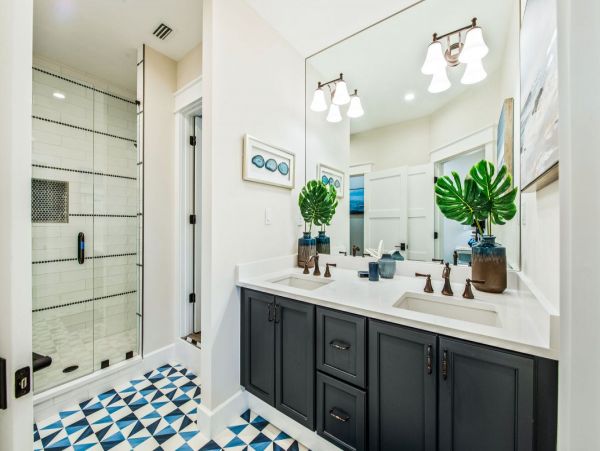 Stunning Vacation Rental with 7 Bedrooms in Lido Key