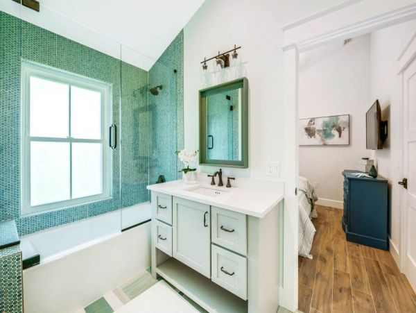 Stunning Vacation Rental with 7 Bedrooms in Lido Key