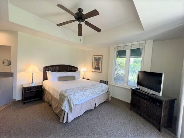 Wailea 2 Bedroom Vacation Condo Close to Beach Sleeps 6