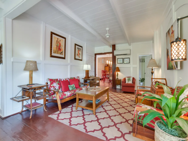 Gorgeous 5 Bedroom Pool Home in Lahaina Close to Beach