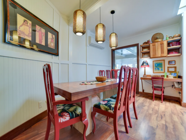 Gorgeous 5 Bedroom Pool Home in Lahaina Close to Beach