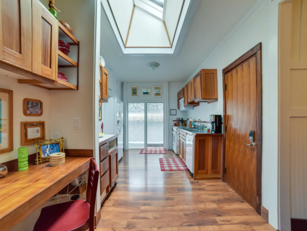Gorgeous 5 Bedroom Pool Home in Lahaina Close to Beach