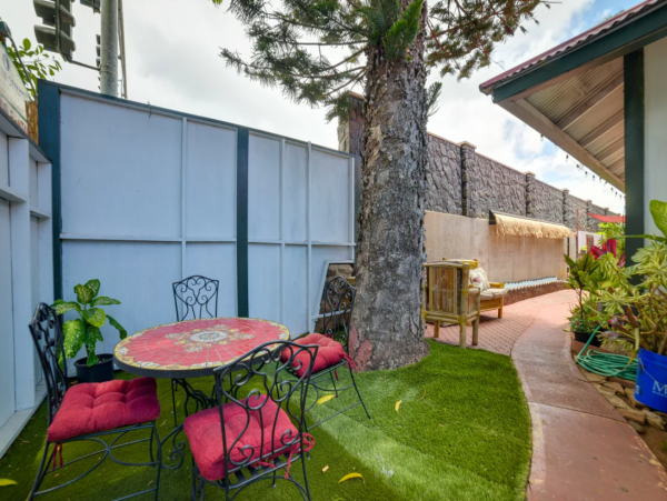 Gorgeous 5 Bedroom Pool Home in Lahaina Close to Beach