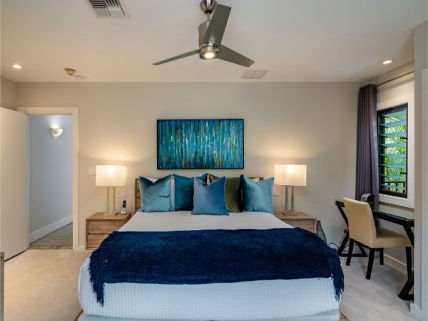 Oceanfront Vacation Condo in Kihei Sleeps 10 Guests