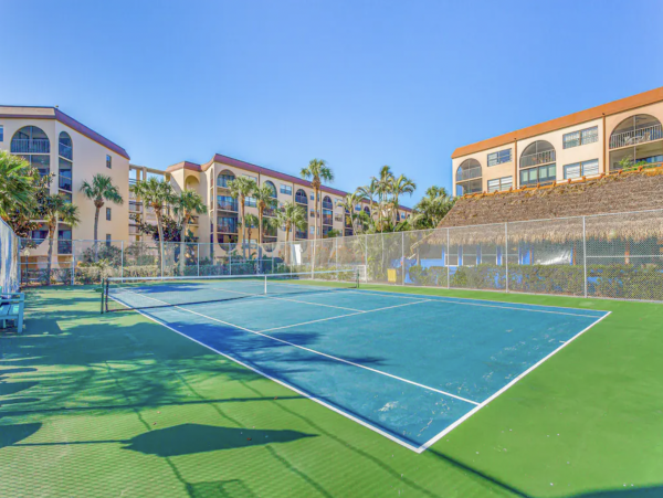Lovely Updated Vacation Condo Wonderful Amenities
