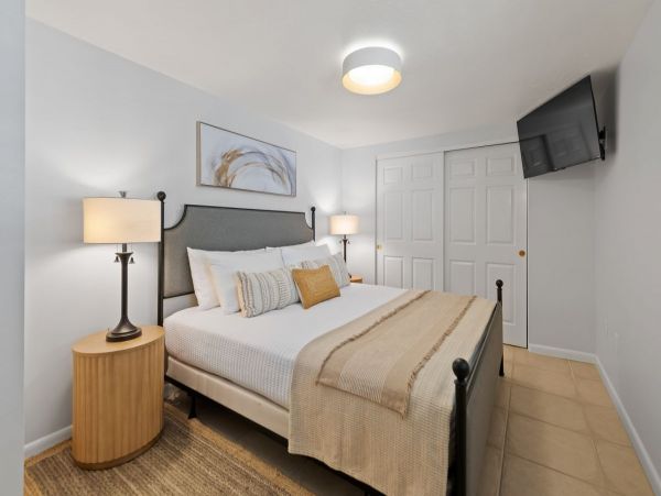 Lido Key Vacation Rental - Sarasota Beach House near St. Armands