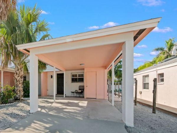 Lido Key Vacation Rental - Sarasota Beach House near St. Armands