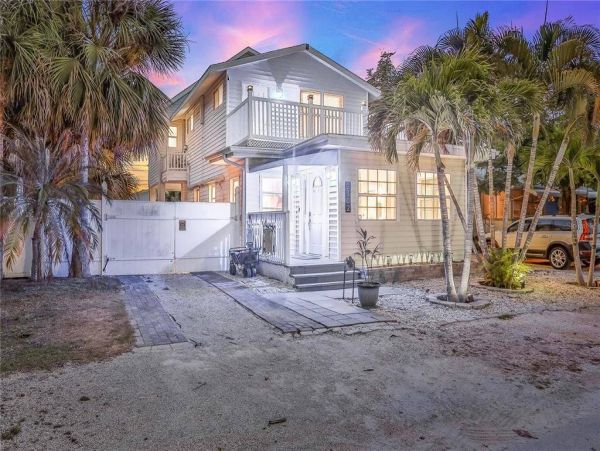 Bradenton Beach Vacation Home Two Bedroom