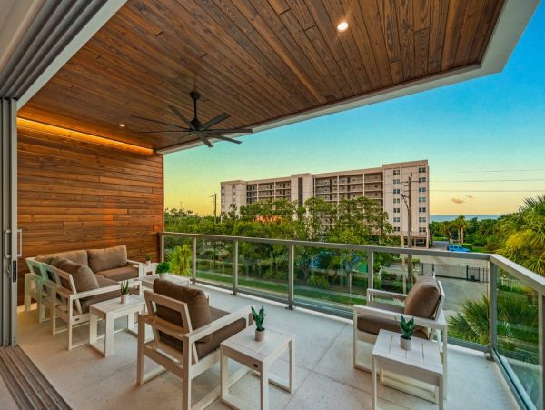 Siesta Key Gulf View Six Bedroom Vacation Rental