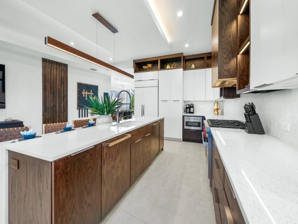 Siesta Key Gulf View Six Bedroom Vacation Rental