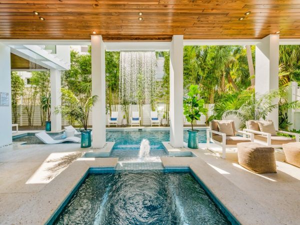 Siesta Key Gulf View Six Bedroom Vacation Rental