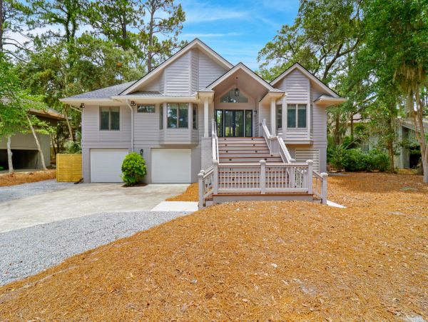Hilton Head Vacation Home Four Bedroom Walk to Beach