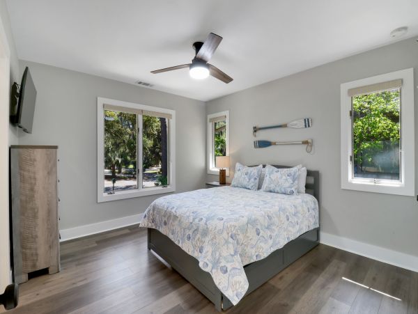 Hilton Head Vacation Home Four Bedroom Walk to Beach