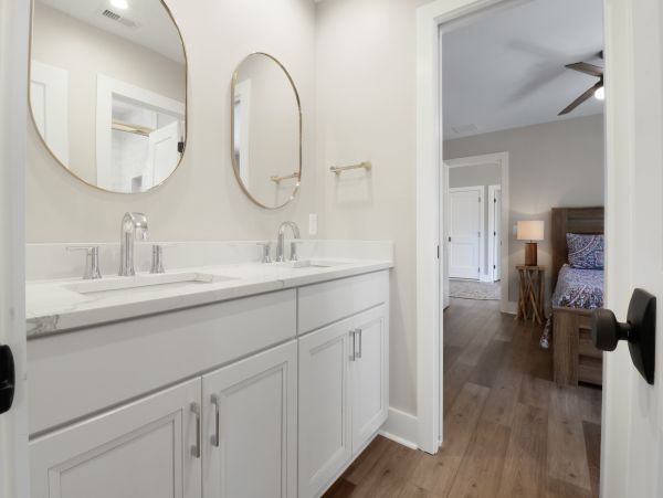 Hilton Head Vacation Home Four Bedroom Walk to Beach