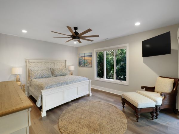 Hilton Head Vacation Home Four Bedroom Walk to Beach