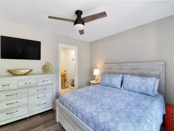 Hilton Head Vacation Home Four Bedroom Walk to Beach