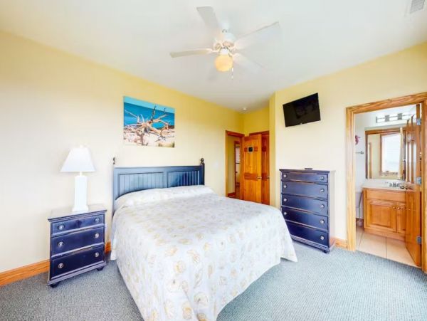 8,000 Sq Ft of Lovely Living Space in Avon Close to Beach