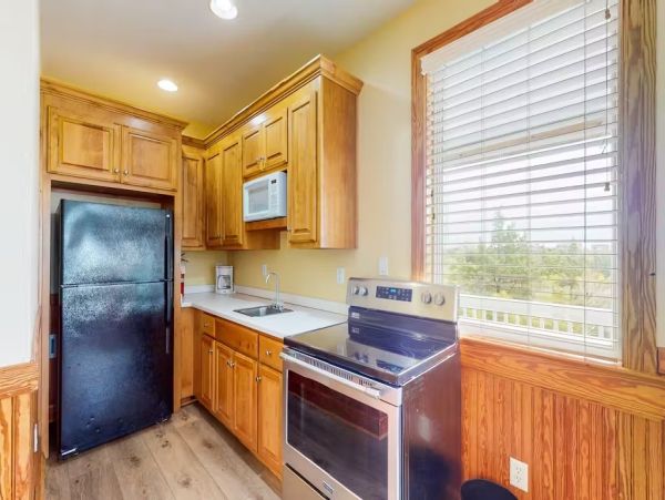 8,000 Sq Ft of Lovely Living Space in Avon Close to Beach