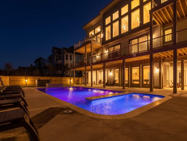 Oceanfront Upscale Vacation Rental in The Carolinas
