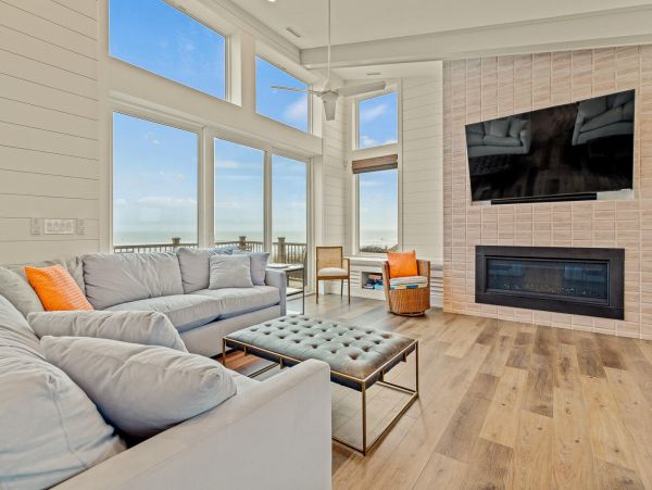Oceanfront Upscale Vacation Rental in The Carolinas